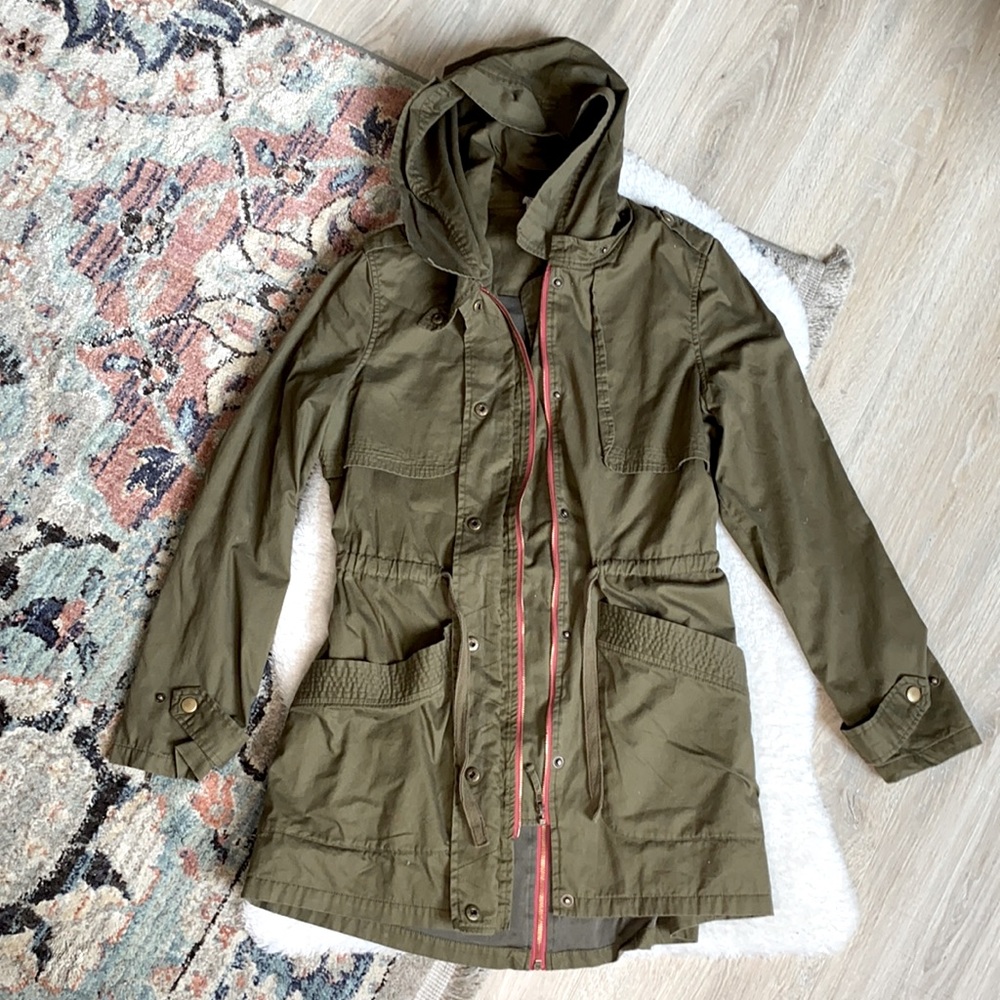 Olive green O&O Loklay cargo trench coat